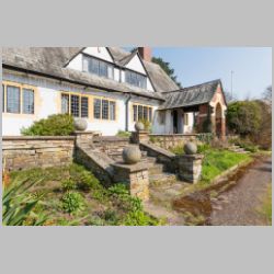 Voysey, Brook End, photo on harts-homes.co.uk,18.jpg