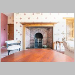 Voysey, Brook End, photo on harts-homes.co.uk,3.jpg