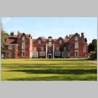 Christchurch Manor, photo by Whipwhopwoo on flickr (Wikipedia).JPG