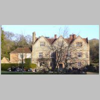 Hambleden Manor, photo by Colin Smith on Wikipedia.png