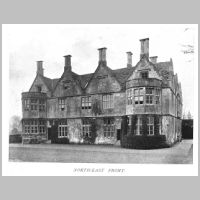 Hanford House, Dorset, from In English Homes, Charles Latham, on Wikipedia.jpg