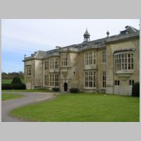 Hartwell House, Buckinghamshire, photo by Giano on Wikipedia.jpg