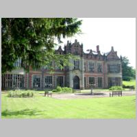 Ingestre Hall, photo by Langstraat on Wikipedia,2.jpg
