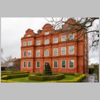 Kew Palace, photo by Mike Peel on Wikipedia.jpg