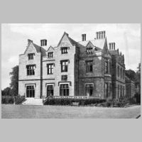 Nocton Hall, photo Country Life (Wikipedia).jpg