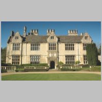 Yarnton Manor, photo by Motacilla on Wikipedia.JPG