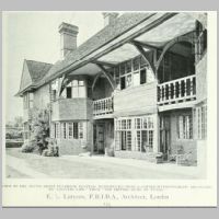 Lutyens, Fulbrook, Elstead, Walter Shaw Sparrow, Our homes,1909, p. 155.jpg